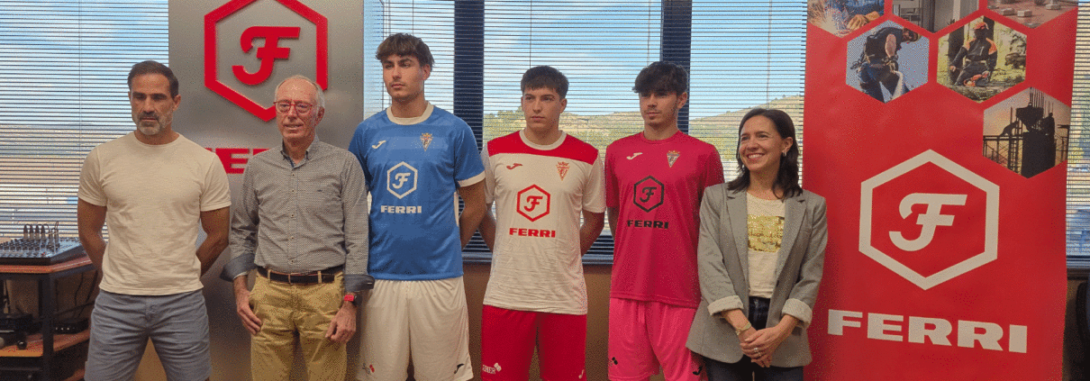 Ferri-Villena-renueva-el-patrocinio-con-el-Villena-CF